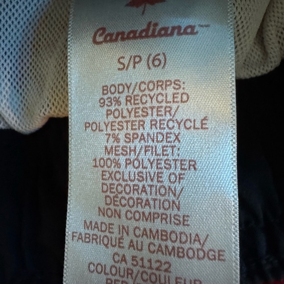 4 pairs Boys Swim Trunks and rash guard bundle - Picture 6 of 6